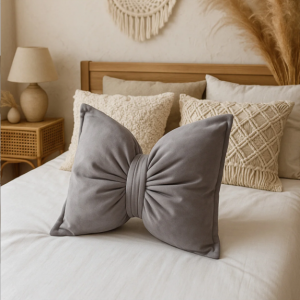 Fiyonk Kadife Doku Dolgulu Kelebek Yastık Gri
