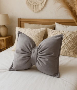 Fiyonk Kadife Doku Dolgulu Kelebek Yastık Gri