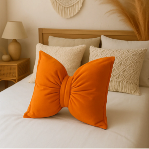 Fiyonk Kadife Doku Dolgulu Kelebek Yastık Turuncu
